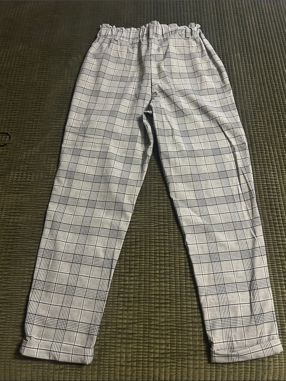 SO Black & White Plaid Elastic-Waist Trousers - Picture 2 of 3